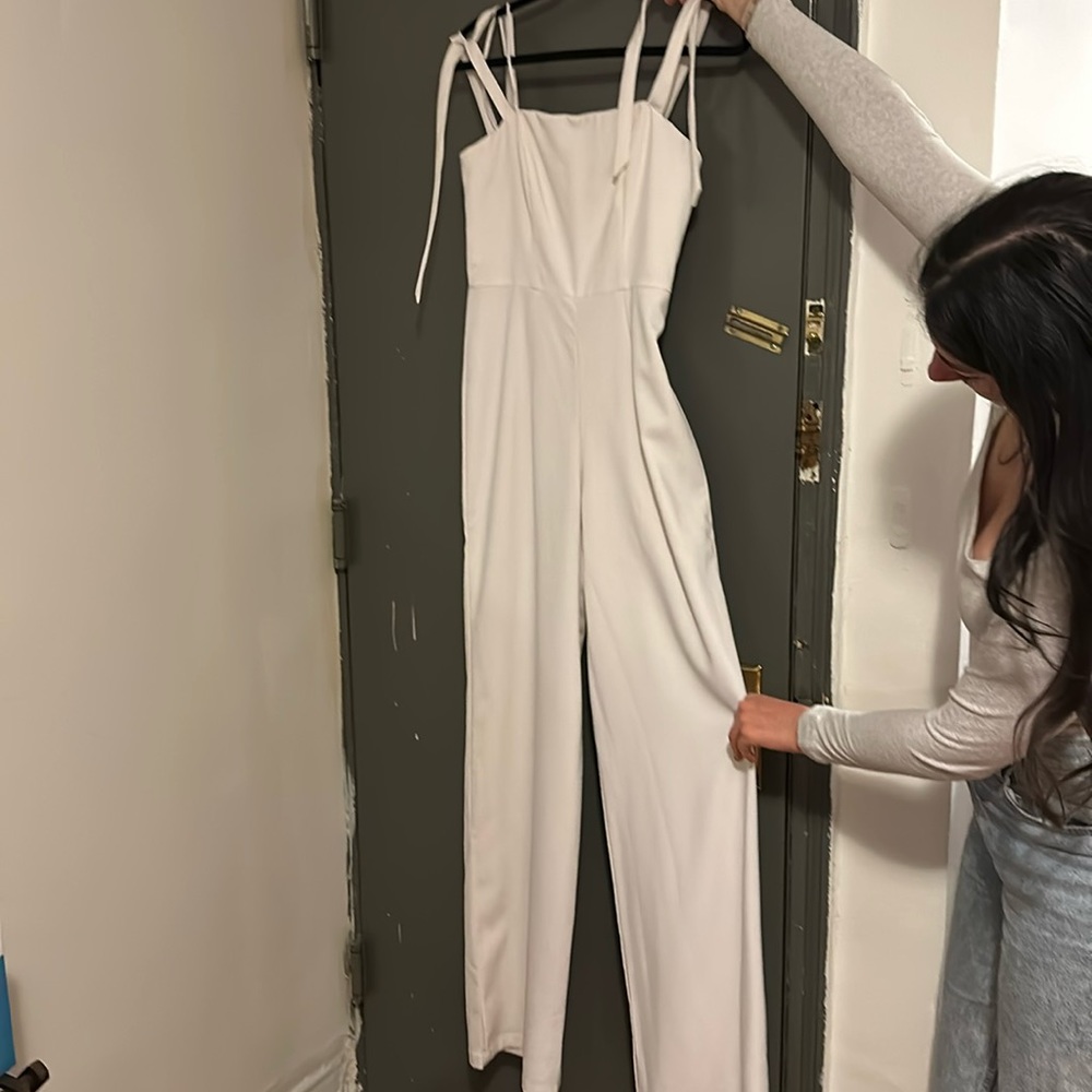 White lined gorgeous jumpsuit! Perfect for rehearsals!